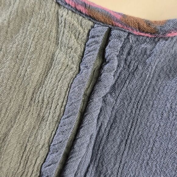 Small Colorful Patchwork Blouse (RACK3) - Picture 3 of 8